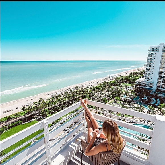 Meet your Posher, Krishauna - Picture 1 of 1